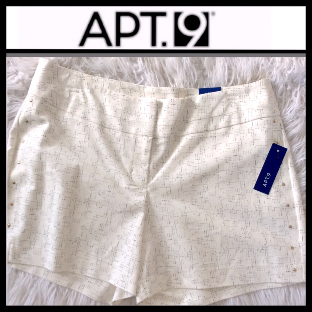 NWT Apt. 9 Abstract Studded Weekend Shorts